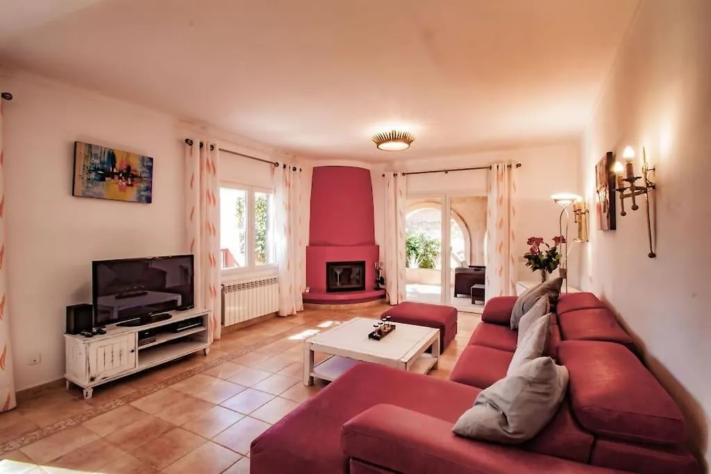 Large 4 Bed Villa With Own Garden, Pool & Hot Tub Cala Murada